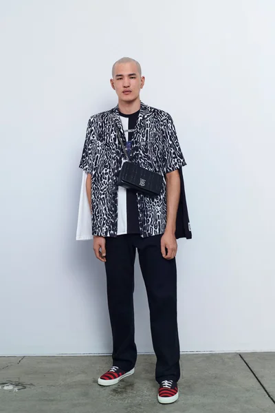 Look 4